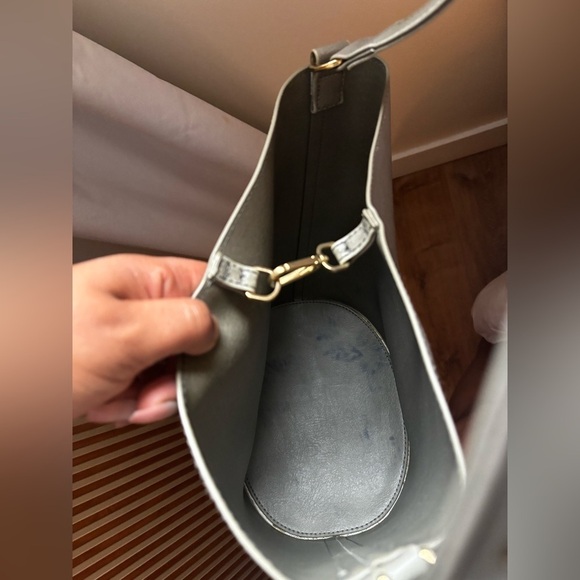 MATT and NAT | Azur vegan Bucket bag - Picture 6 of 6